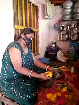 Sweet-Maddlina online show from March 5, 5:36 am