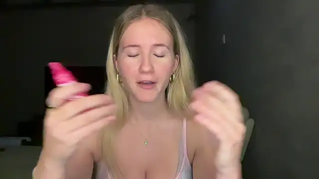 itssosierra online show from July 15, 12:38 am