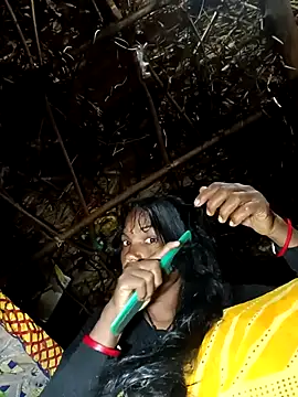 Cutsedi3 online show from November 4, 9:47 pm