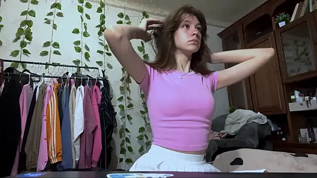 WildPeachh online show from November 27, 7:38 pm