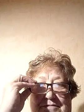 Snapshot of Katherine735 chatting on October 11, 9:57 pm Katherine735 online show from October 11, 9:57 pm