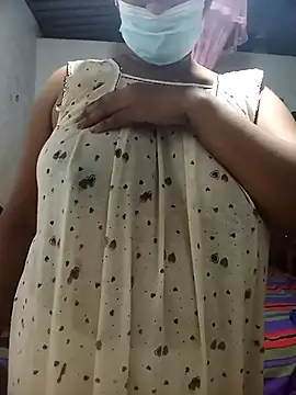 Snapshot of HarshiStar7 chatting on December 13, 8:36 pm HarshiStar7 online show from December 13, 8:36 pm