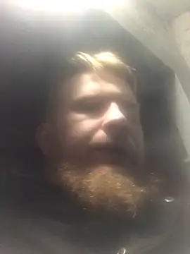 Snapshot of bodywork30 chatting on October 31, 3:35 pm bodywork30 online show from October 31, 3:35 pm