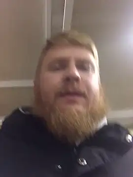 Snapshot of bodywork30 chatting on November 24, 3:23 pm bodywork30 online show from November 24, 3:23 pm