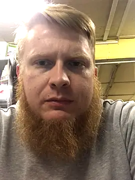 Snapshot of bodywork30 chatting on November 26, 3:13 pm bodywork30 online show from November 26, 3:13 pm