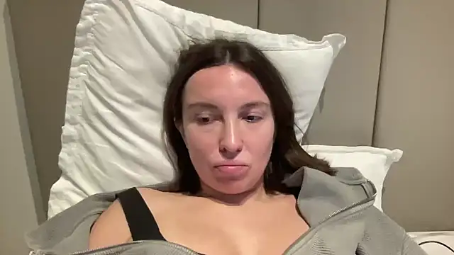 CArivora online show from March 15, 3:51 pm