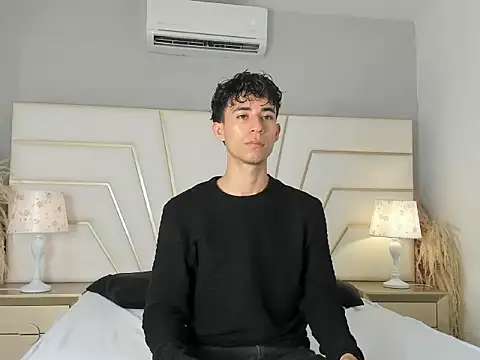 Zahir Ashar online show from October 16, 11:11 am