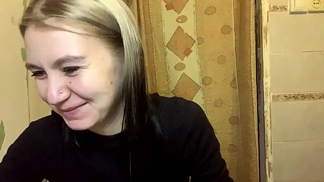 Snapshot of ArianeBhayani chatting on October 23, 9:13 pm ArianeBhayani online show from October 23, 9:13 pm