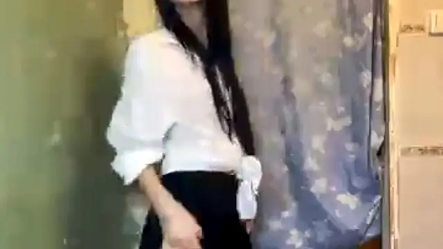 Snapshot of ArianeBhayani chatting on December 17, 9:10 pm ArianeBhayani online show from December 17, 9:10 pm