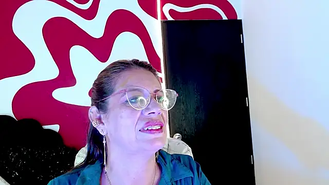 channelsmith 55 online show from May 22, 1:28 pm
