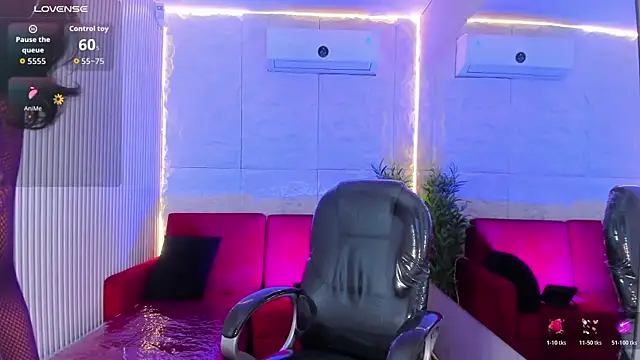 Snapshot of HasleyCarter chatting on December 13, 10:59 pm HasleyCarter online show from December 13, 10:59 pm