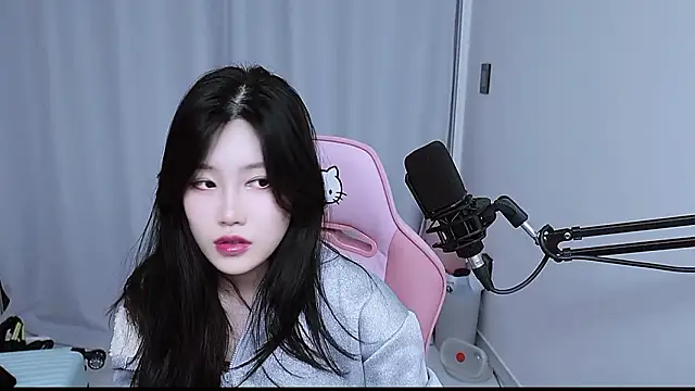 Snapshot of MISA_02 chatting on January 12, 11:59 am MISA 02 online show from January 12, 11:59 am