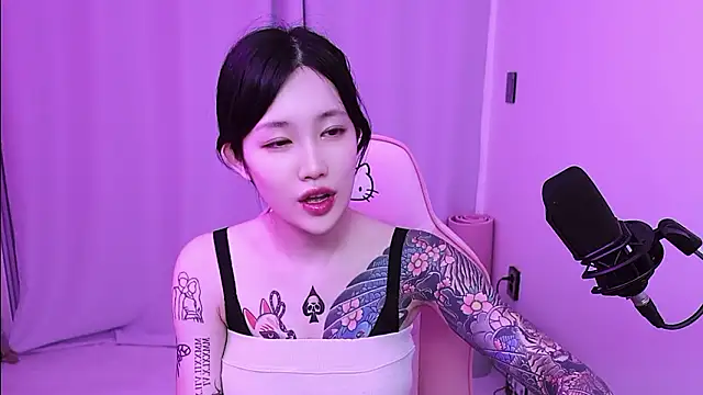 Snapshot of MISA_02 chatting on March 5, 10:11 am MISA 02 online show from March 5, 10:11 am