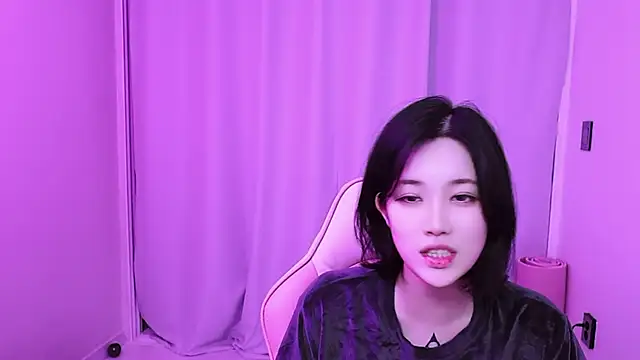 Snapshot of MISA_02 chatting on March 15, 3:18 pm MISA 02 online show from March 15, 3:18 pm