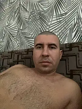 Snapshot of AronMode chatting on December 3, 11:41 am AronMode online show from December 3, 11:41 am