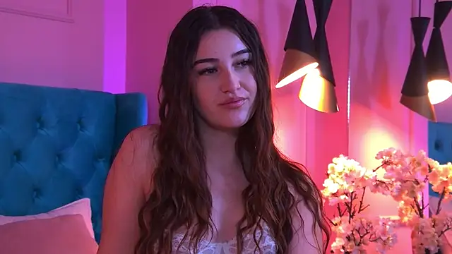 Snapshot of TaliaMorenne chatting on November 13, 4:28 pm TaliaMorenne online show from November 13, 4:28 pm