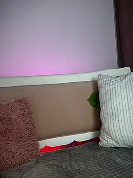 Swweet Miia1 online show from June 5, 1:28 pm