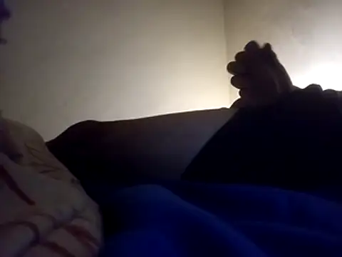 Snapshot of jjLARAY chatting on November 30, 6:39 am jjLARAY online show from November 30, 6:39 am