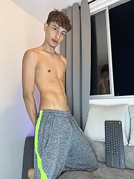 Snapshot of Douglas_Lux chatting on October 23, 11:14 pm Douglas Lux online show from October 23, 11:14 pm