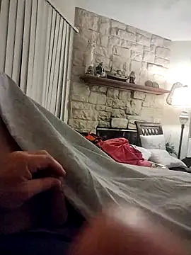 shyguy8569 online show from November 28, 4:15 am