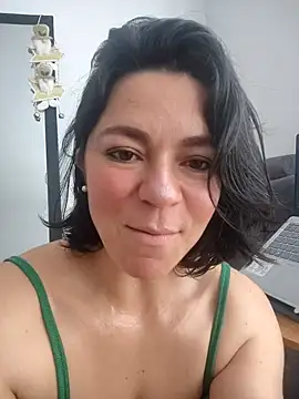 Snapshot of disneey2888 chatting on November 30, 4:44 pm disneey2888 online show from November 30, 4:44 pm