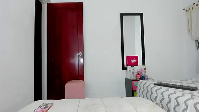 Snapshot of princesa_luissa chatting on November 22, 6:34 am princesa luissa online show from November 22, 6:34 am