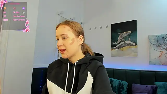 Snapshot of Melissa_new22 chatting on November 29, 12:24 am Melissa new22 online show from November 29, 12:24 am