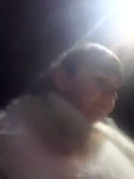 Butterfly8385 online show from December 21, 8:38 pm