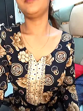 Snapshot of Marathi_gavtami chatting on May 16, 8:11 am Marathi gavtami online show from May 16, 8:11 am