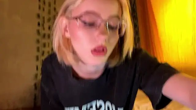 Kate mikki online show from February 4, 4:51 am