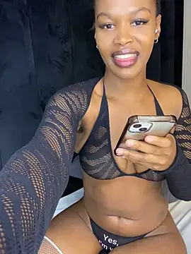 Snapshot of Lovee_Lucia chatting on December 3, 9:46 pm Lovee Lucia online show from December 3, 9:46 pm