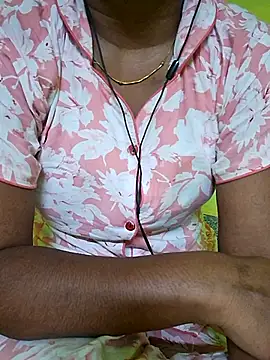 Snapshot of tamil_kanaka chatting on May 11, 9:48 am tamil kanaka online show from May 11, 9:48 am