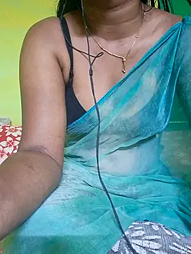 Snapshot of tamil_kanaka chatting on May 18, 8:42 am tamil kanaka online show from May 18, 8:42 am