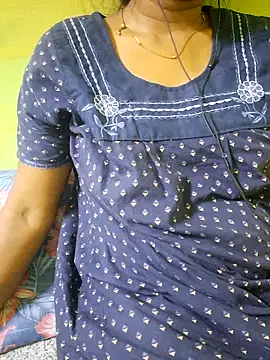 Snapshot of tamil_kanaka chatting on June 14, 2:24 am tamil kanaka online show from June 14, 2:24 am