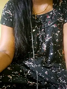Snapshot of tamil_kanaka chatting on June 15, 3:31 am tamil kanaka online show from June 15, 3:31 am