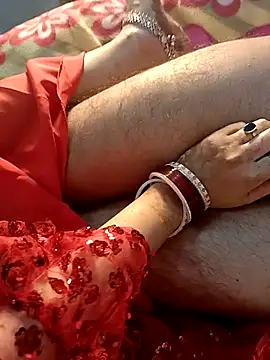 HOT-CPL-11 online show from December 5, 5:42 pm