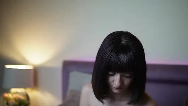 Snapshot of JoelleApril chatting on July 8, 8:24 pm JoelleApril online show from July 8, 8:24 pm