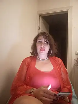 Snapshot of Ambika_beauty chatting on October 19, 4:07 pm Ambika beauty online show from October 19, 4:07 pm