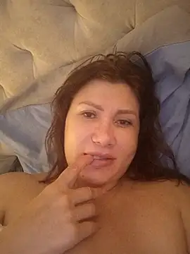 Snapshot of Ambika_beauty chatting on October 26, 8:42 am Ambika beauty online show from October 26, 8:42 am