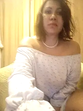 Snapshot of Ambika_beauty chatting on November 26, 9:38 pm Ambika beauty online show from November 26, 9:38 pm