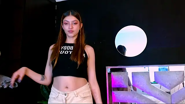 Snapshot of viky_evanss chatting on November 25, 6:30 pm viky evanss online show from November 25, 6:30 pm