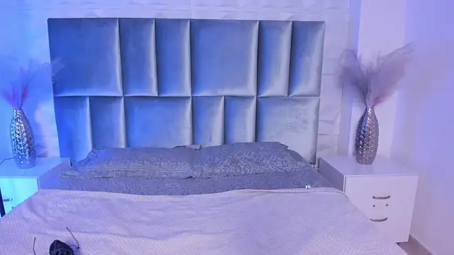 HollyPeach online show from July 17, 3:24 am
