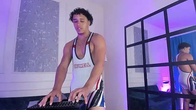 Adrian Volt online show from March 6, 3:47 am