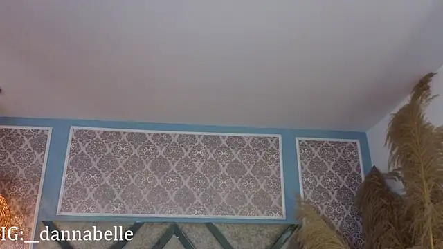 Snapshot of danna_peters chatting on May 29, 8:18 pm danna peters online show from May 29, 8:18 pm