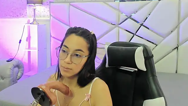 GabbiePrice online show from June 15, 3:14 pm