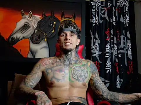 Snapshot of Molotov_Explosive chatting on October 22, 11:37 pm Molotov Explosive online show from October 22, 11:37 pm