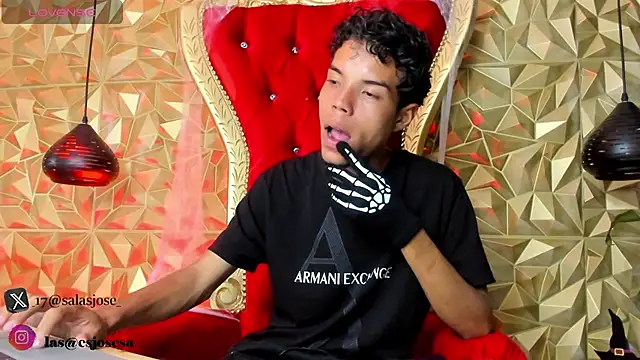 Snapshot of jhojan_foxxx_ chatting on October 31, 9:43 am jhojan foxxx online show from October 31, 9:43 am