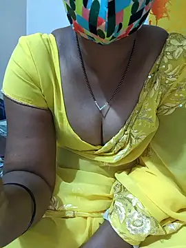 Snapshot of Best_Kannada_Couple chatting on November 11, 5:02 pm Best Kannada Couple online show from November 11, 5:02 pm