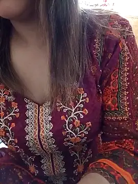 Tanha18 online show from June 19, 3:55 am