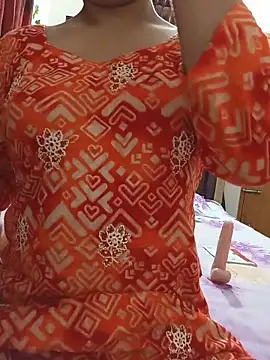 Tanha18 online show from June 22, 3:31 pm